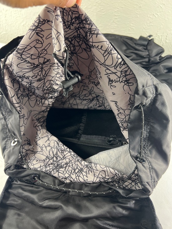Lululemon Wanderlust Rucksack Black VERY RARE main image 4